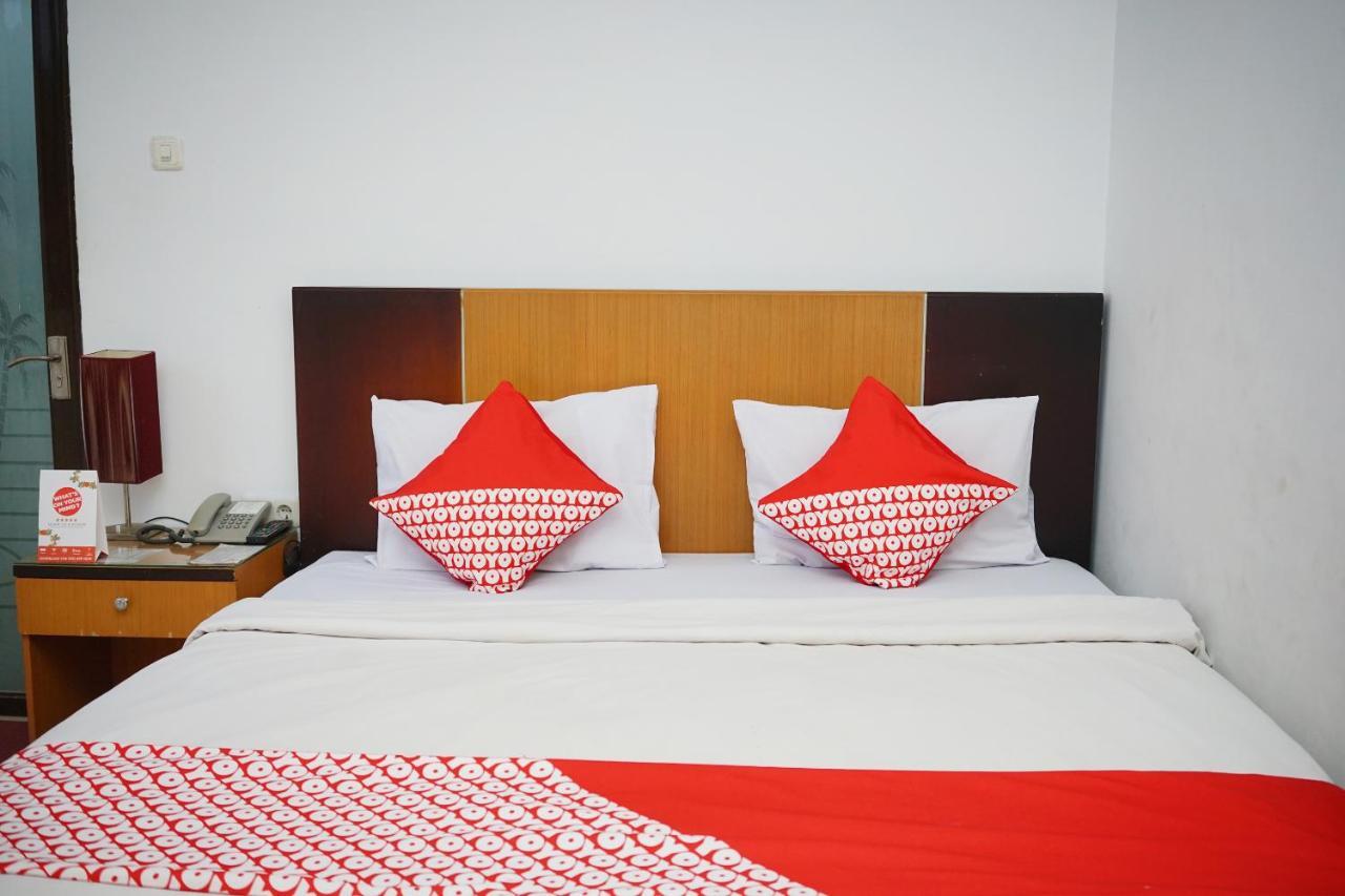Oyo 2291 Hotel Bahagia Makassar Luaran gambar