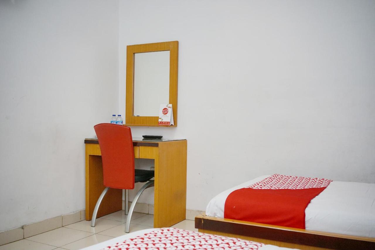 Oyo 2291 Hotel Bahagia Makassar Luaran gambar