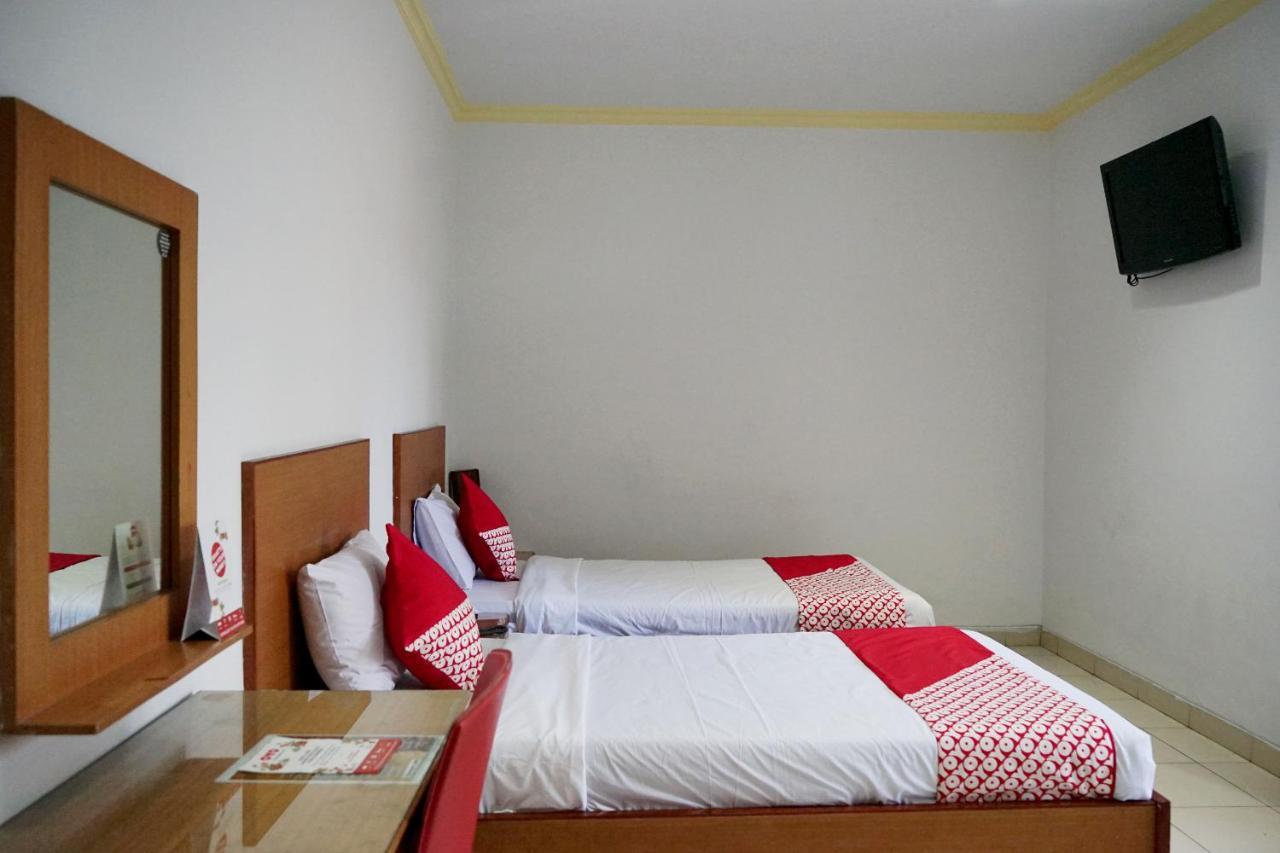 Oyo 2291 Hotel Bahagia Makassar Luaran gambar