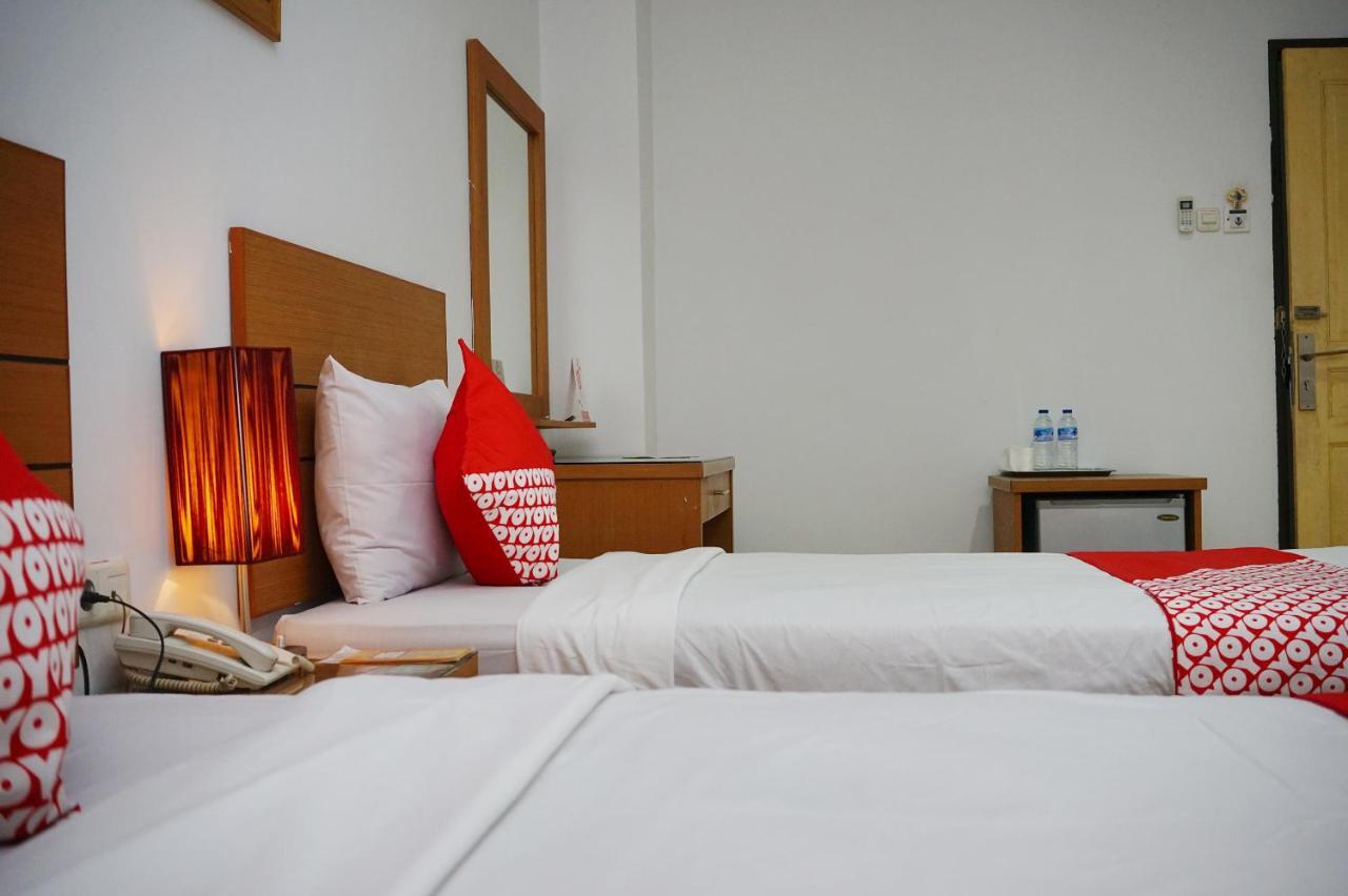 Oyo 2291 Hotel Bahagia Makassar Luaran gambar