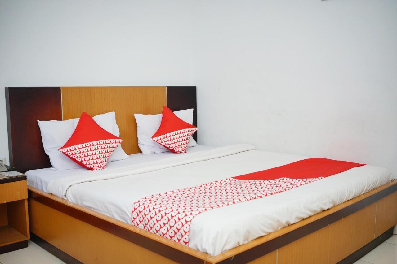 Oyo 2291 Hotel Bahagia Makassar Luaran gambar