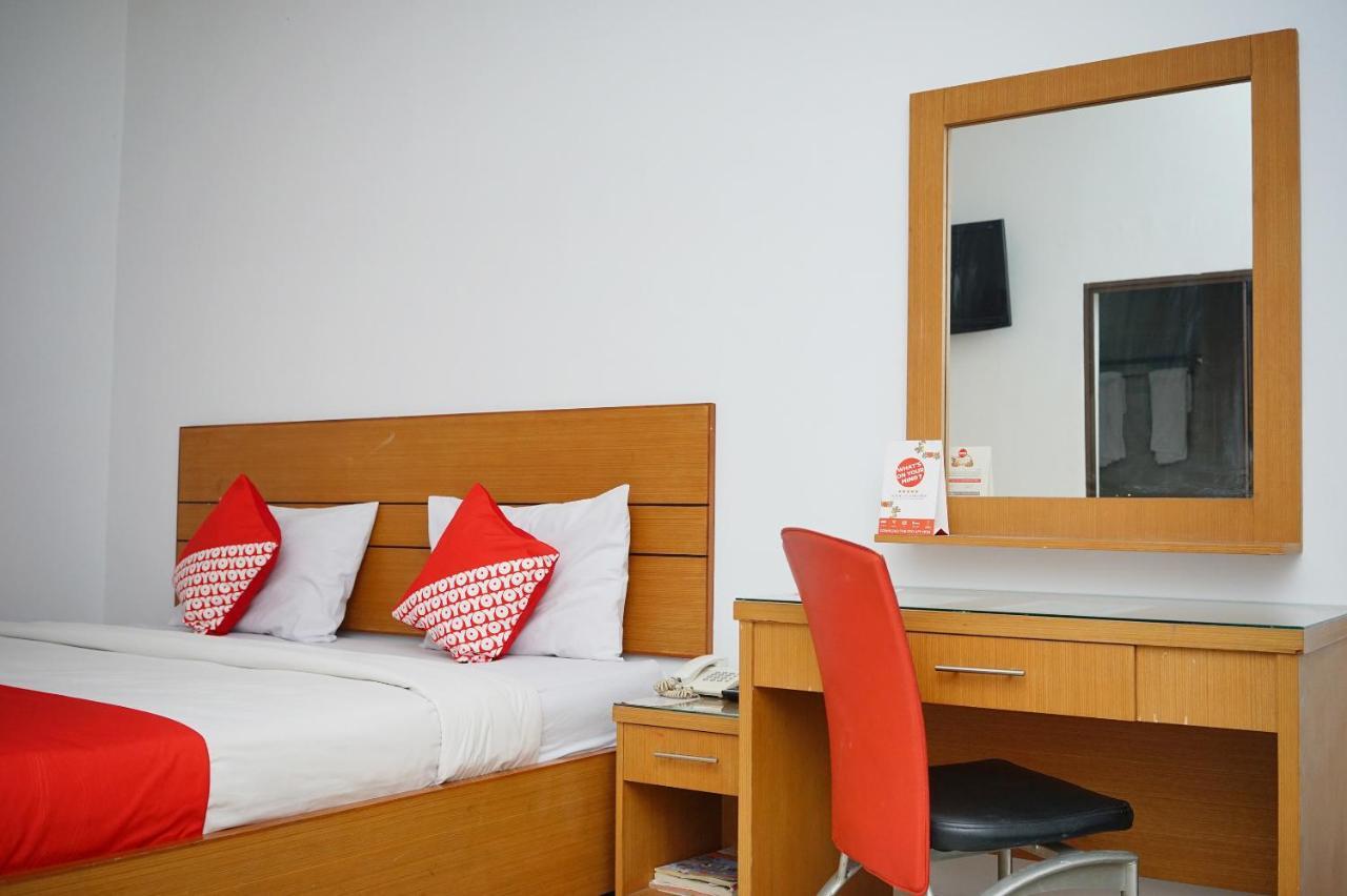 Oyo 2291 Hotel Bahagia Makassar Luaran gambar